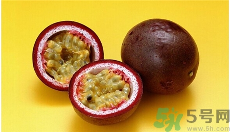百香果的籽能吃嗎?吃百香果要吐籽嗎? 百香果的籽能吃嗎?吃百香果要吐籽嗎?