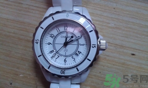 香奈兒j12陶瓷手表多少錢?香奈兒j12陶瓷腕表真假識別 香奈兒j12陶瓷手表多少錢?香奈兒j12陶瓷腕表真假識別