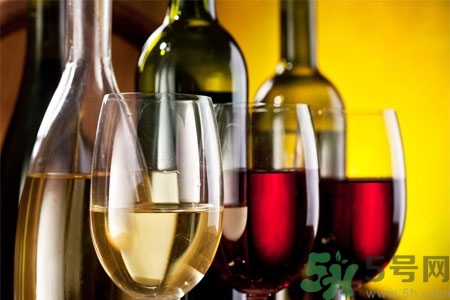 過敏性鼻炎能喝酒嗎？過敏性鼻炎能不能喝酒？