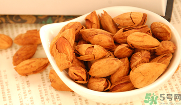 巴旦木是什么？吃巴旦木的好處和壞處 