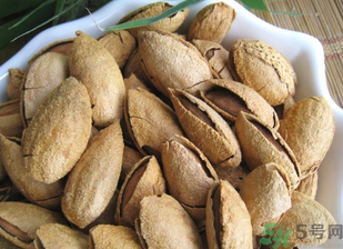 巴旦木是什么？吃巴旦木的好處和壞處 