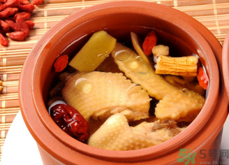 秋季干燥喝什么湯最好？秋季養(yǎng)生湯推薦