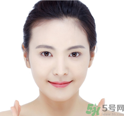 秋季用什么護(hù)膚品好？秋季護(hù)膚注意事項(xiàng)