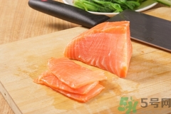 三文魚(yú)的營(yíng)養(yǎng)價(jià)值 三文魚(yú)的功效與作用及食用方法 三文魚(yú)的營(yíng)養(yǎng)價(jià)值 三文魚(yú)的功效與作用及食用方法