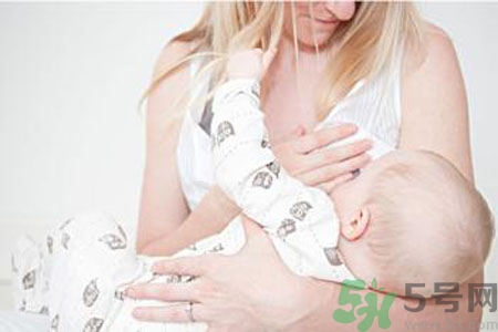 乳頭變色是怎么回事？乳房保健需注意什么？