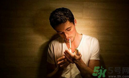 上廁所抽煙好嗎？上廁所抽煙有什么害處？