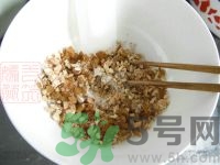 五仁月餅是哪五仁？五仁月餅是哪五種材料？