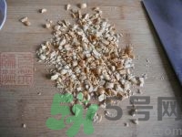 五仁月餅是哪五仁？五仁月餅是哪五種材料？