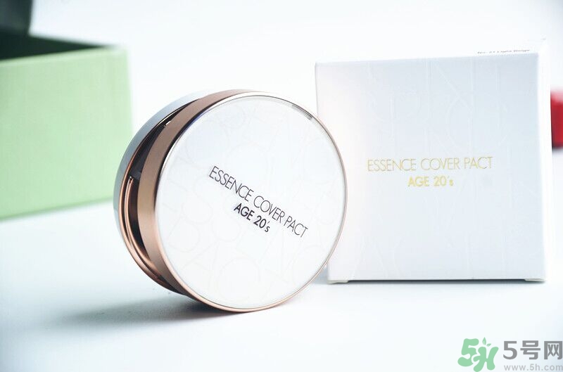age20s粉底霜粉色和白色有什么區(qū)別？