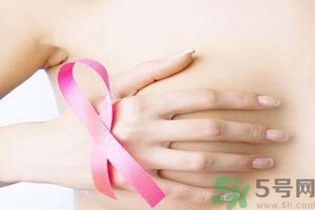 胸部一大一小怎么辦？乳房一大一小的原因是什么？