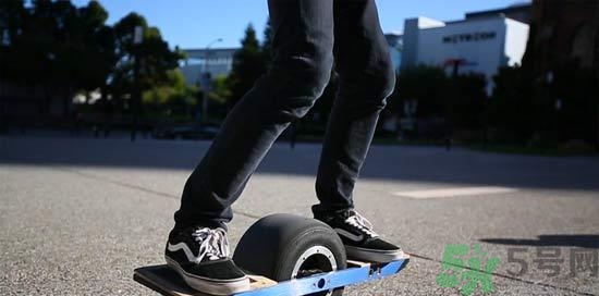 玩滑板小腿會變粗嗎？玩滑板可以瘦腿嗎?