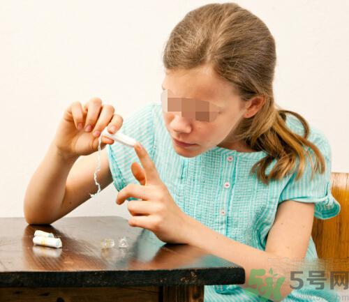 用衛(wèi)生棉條可以游泳嗎？游泳后要更換衛(wèi)生棉條嗎？