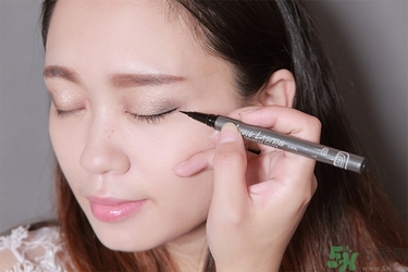 幻城人魚(yú)公主仿妝步驟教程 幻城人魚(yú)公主仿妝步驟教程