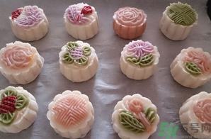 冰皮月餅怎么做好吃？冰皮月餅及餡兒的做法推薦