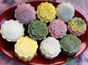 冰皮月餅怎么吃？冰皮月餅怎么吃對(duì)身體好
