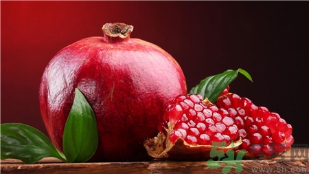 石榴可以和牛奶一起吃嗎?石榴和牛奶一起吃會怎么樣? 石榴可以和牛奶一起吃嗎?石榴和牛奶一起吃會怎么樣?