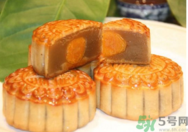 寶寶可以吃月餅嗎？寶寶吃月餅注意事項(xiàng)