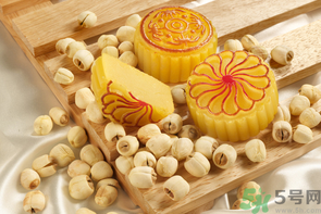 寶寶可以吃月餅嗎？寶寶吃月餅注意事項(xiàng)