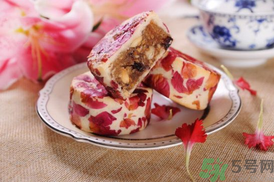 月經(jīng)期間可以吃月餅嗎？月經(jīng)期間吃月餅會(huì)長(zhǎng)胖嗎？