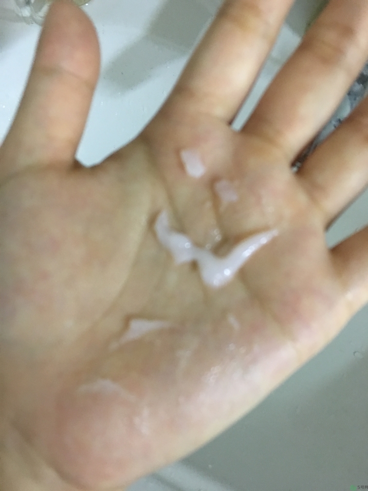 春雨和水光面膜哪個好？春雨面膜和水光面膜哪個好？