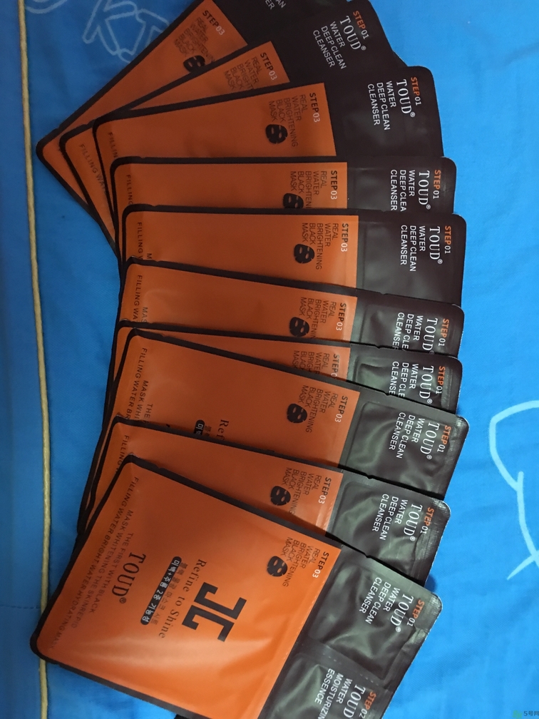 春雨和水光面膜哪個好？春雨面膜和水光面膜哪個好？