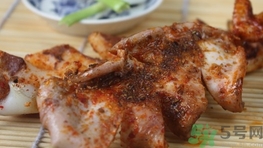 魷魚可以和桃子一起吃嗎?魷魚能和桃子同吃嗎? 魷魚可以和桃子一起吃嗎?魷魚能和桃子同吃嗎?