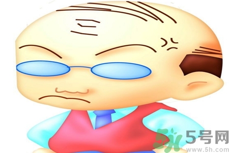 頭發(fā)稀少的原因是什么？如何預(yù)防禿頂?shù)陌l(fā)生？