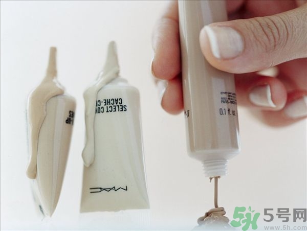 bb霜過期了還能用嗎？bb霜的保質(zhì)期一般是多久？