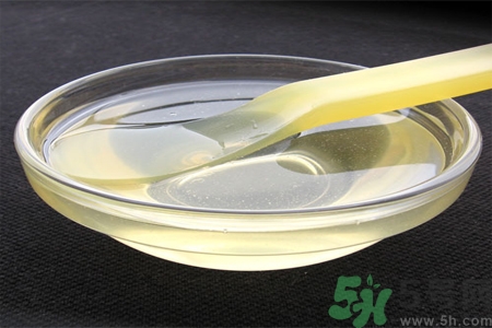 洋槐蜜的鑒別方法是什么？洋槐蜜多少錢一斤？