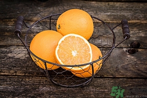 吃橘子會不會上火？吃橘子罐頭上火嗎？