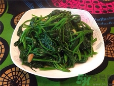 紅薯葉可以和雞蛋一起吃嗎?紅薯葉和雞蛋一起吃會怎樣? 紅薯葉可以和雞蛋一起吃嗎?紅薯葉和雞蛋一起吃會怎樣?