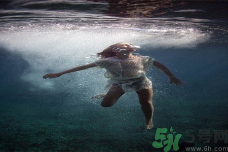 如何預(yù)防溺水的發(fā)生？防溺水安全教育知識