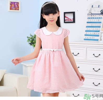 7歲男孩標準身高體重是多少？7歲女孩標準身高體重是多少？