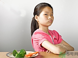 寶寶挑食不愛吃飯怎么辦？寶寶挑食怎么辦？