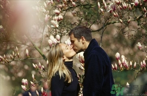 第一次接吻怎么接？和男生接吻沒感覺怎么辦？