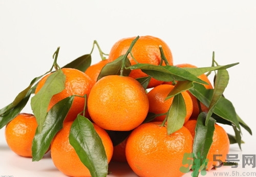 橘子沒(méi)熟能泡水喝嗎?橘子沒(méi)熟泡水喝會(huì)怎么樣