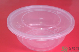 一次性飯盒可以放微波爐加熱嗎？一次性飯盒加熱有毒嗎？