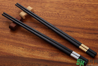 合金筷子用的什么材料？合金筷子和不銹鋼筷子哪個(gè)好？