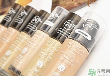 粉底液可以直接涂臉上嗎？粉底液用什么上妝最好？