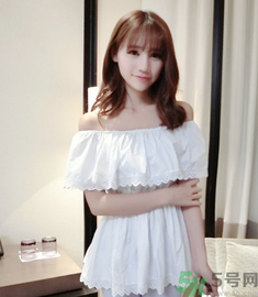 一字肩的衣服內(nèi)衣怎么穿？一字肩的衣服里面穿什么內(nèi)衣？