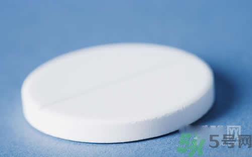 鈣片可以空腹吃嗎？鈣片空腹吃好嗎？