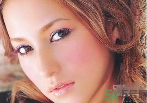 臉上有紅血絲可以去角質嗎？臉上有紅血絲怎么去角質？