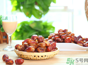 椰棗好吃嗎？椰棗和紅棗的區(qū)別