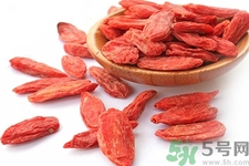 枸杞子泡酒怎么泡？枸杞酒的制作方法是什么？