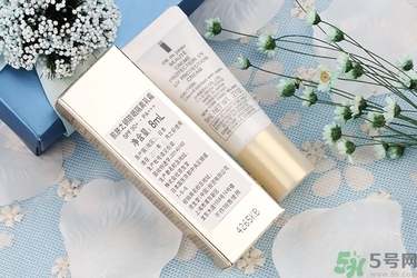 隔離霜用洗面奶能洗掉嗎？涂隔離霜需要卸妝嗎？