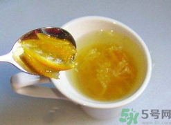 柚子皮可以泡水喝嗎？柚子皮泡水喝的功效
