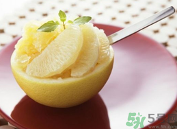 柚子皮可以泡水喝嗎？柚子皮泡水喝的功效