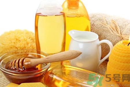 早晨空腹喝蜂蜜水好嗎？蜂蜜水什么時候喝好？