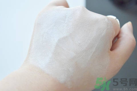 款韓國v7素顏霜怎么用？款韓國v7素顏霜使用方法