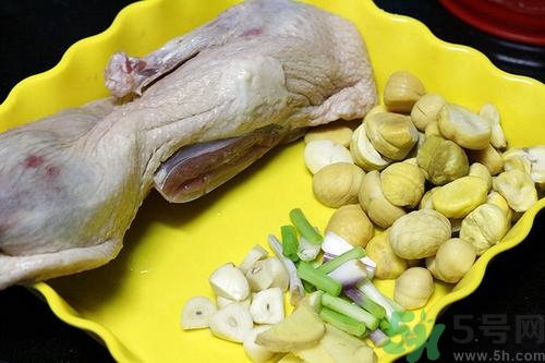 板栗燜鴨怎么做?板栗燜鴨的營養(yǎng)價值 板栗燜鴨怎么做?板栗燜鴨的營養(yǎng)價值